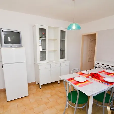 Дом отдыха Casa Sonia 5 Pp Sx Торре-Лапилло